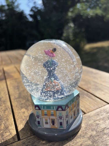 Disney snow globe - disney, poppins