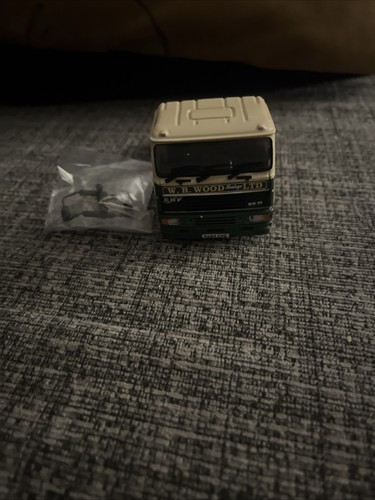 Corgi erf wood tractor - w.r.wood,