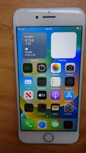 Faulty apple iphone 64gb - iphone,