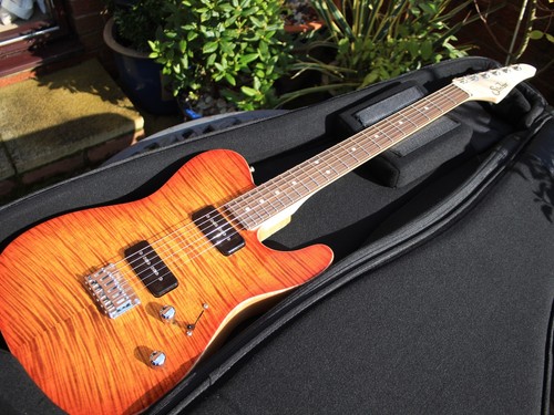 Suhr classic custom - suhr,