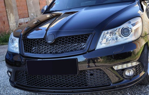 Gloss black for skoda octavia - black,