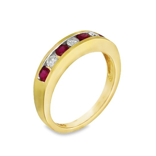 18ct yellow gold ruby - 18ct,