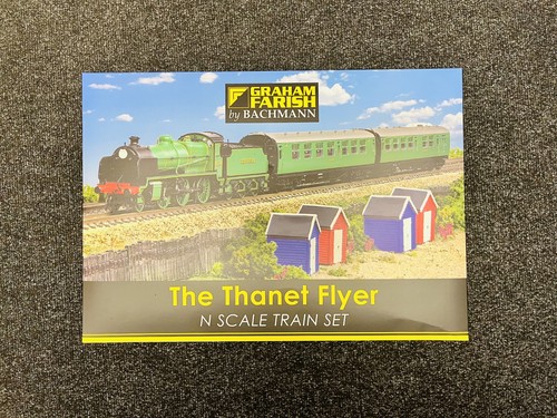 Graham farish 370 165 - n, gauge