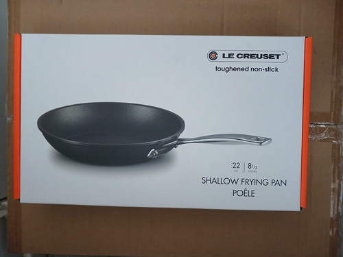 Creuset toughened non - le, non-stick