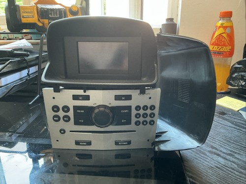 Vauxhall corsa cd30mp3 grey - vauxhall,