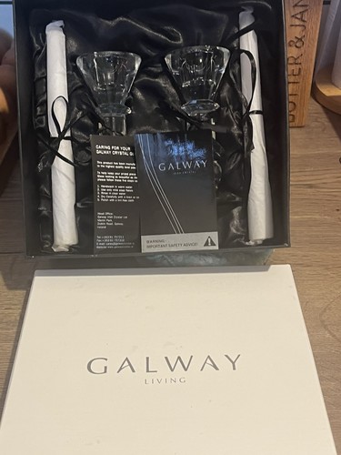 Pair galway living - galway,