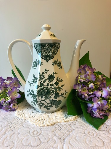 Vintage royal staffordshire - vintage,