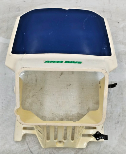 Front headlight mask - front,