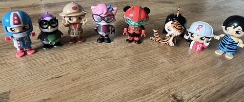 Pinypon figures - x, 8