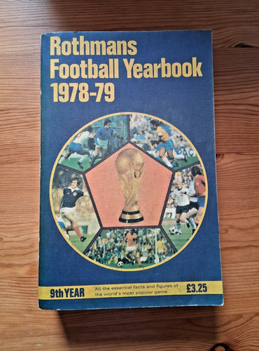 Rothmans football yearbook - rothmans,