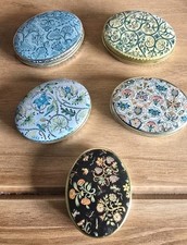 Ian Logan Design floral soap