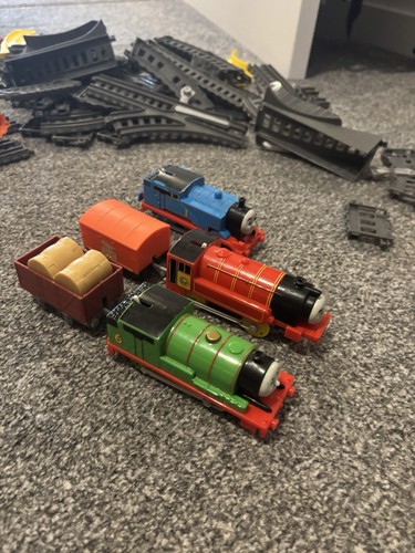 Thomas friends trackmaster - thomas,