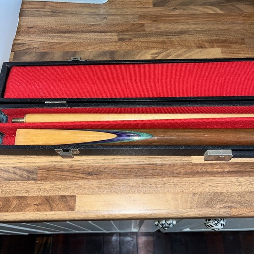 Vintage two piece snooker cue - vintage,