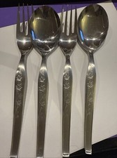 Noritake Wild Ivy Design