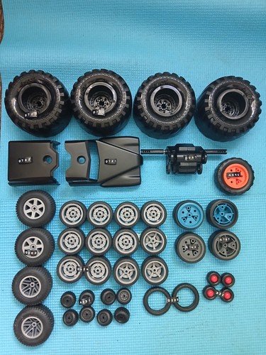 Meccano spares parts bundle - spares,,