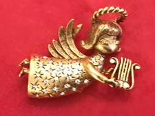 BUTLER & WILSON VINTAGE ANGEL WITH HARP BROOCH
