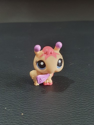 Littlest pet shop bee - bee, #1056