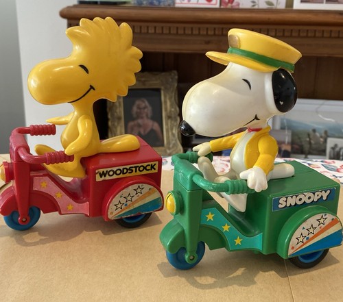 Vintage 1966 peanuts charlie - vintage,