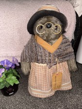 Gabrielle Designs Aunt Lucy