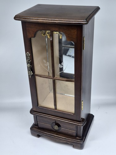 Vintage wooden jewellery box - vintage,