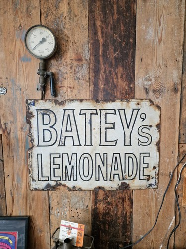 Vintage enamel bateys - vintage,