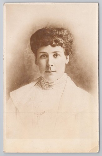 Rppc edwardian lady - lady, fashion