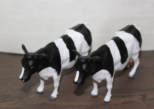 Britains farm cows pair - britains, black