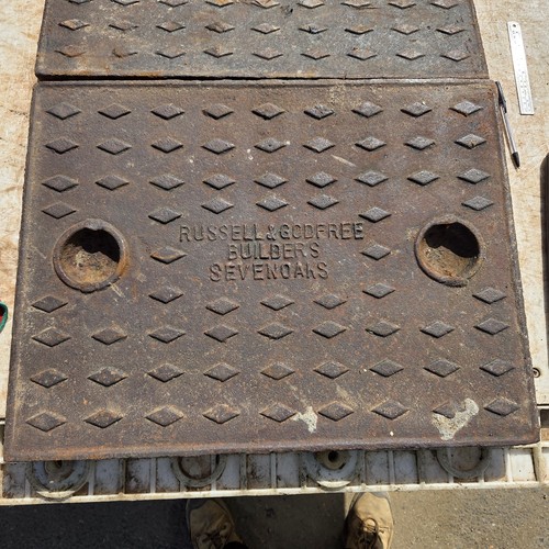 Cast iron manhole - iron, cover