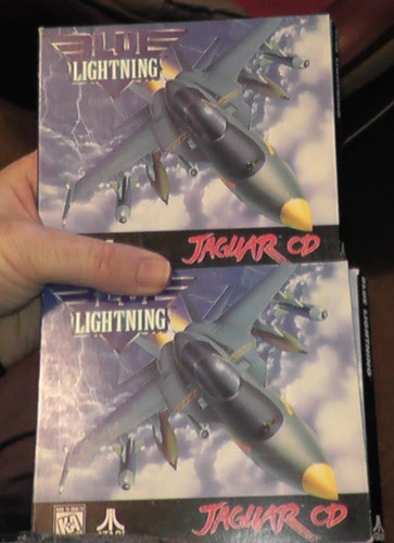 Blue lightning atari jaguar - lightning,