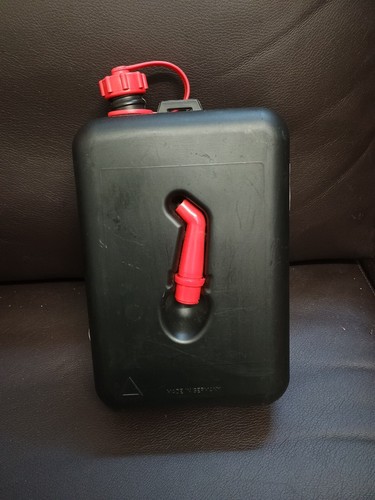 Spare fuel jerry can litre - jerry,