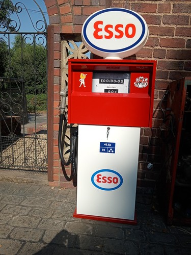 Vintage petrol pump hytek - vintage,