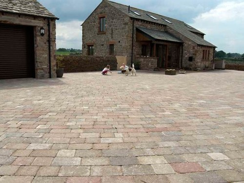 Block paving tumbled - block,