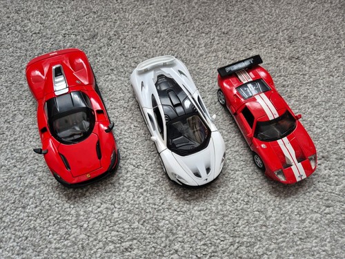 Diecast car model bundle - car,