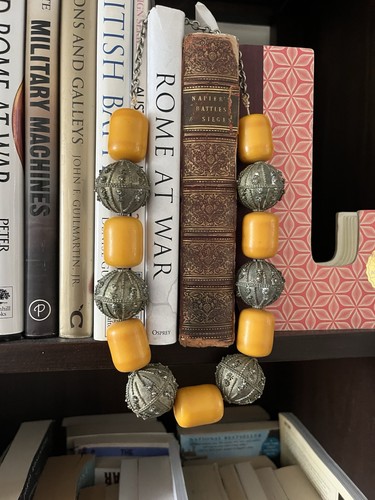 Butterscotch bakelite necklace - bakelite,