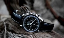 LEATHER DEPLOYMENT CLASP WATCH