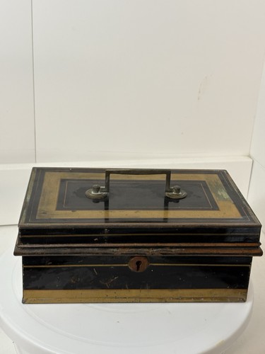 Vintage metal cash - metal,