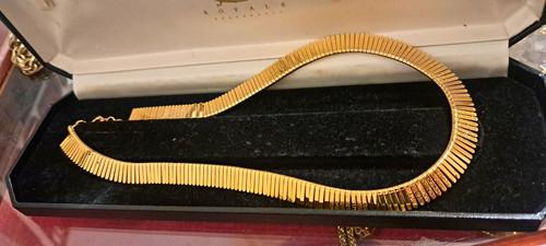 Egyptian heringbone cleopatra
