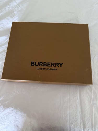 Burberry large style - large,