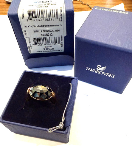 Nwt swarovski vanilla ring - swarovski,