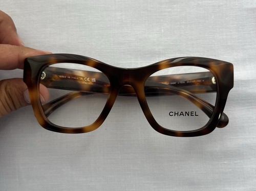 Chanel glasses woman - , model