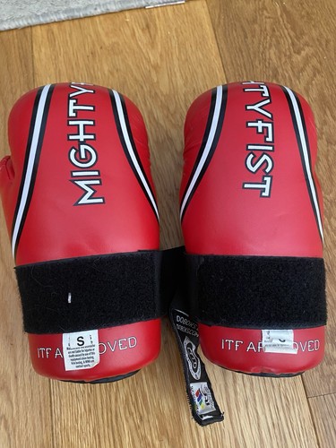 Size small taekwondo - size,