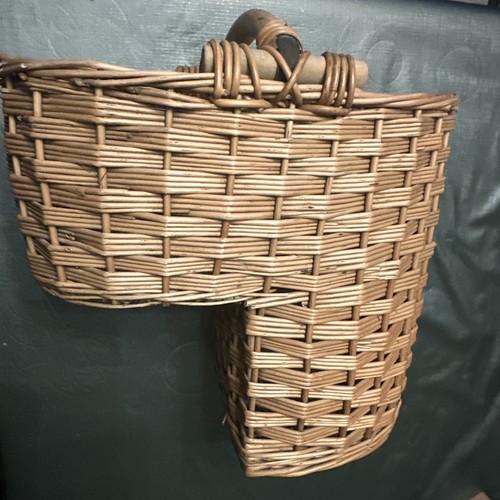 Single weave stair basket - weave,