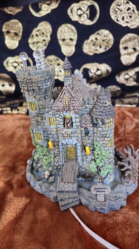 Hawthorne village - village,