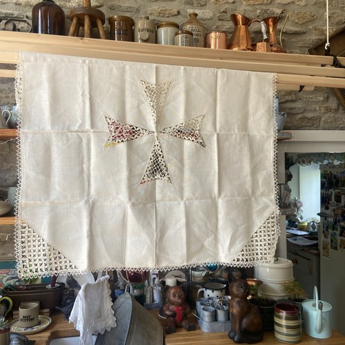 Vintage lace and linen - and,