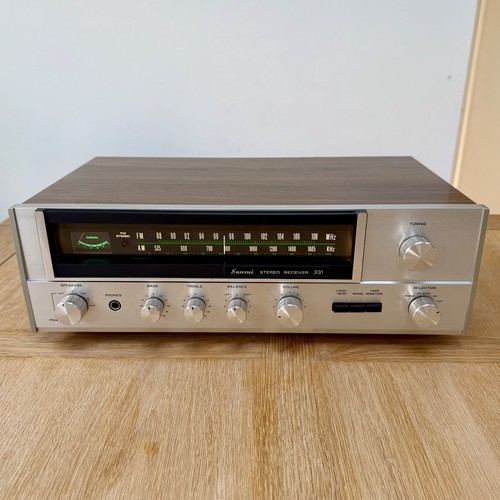 Sansui 331 stereo amplifier - 331,