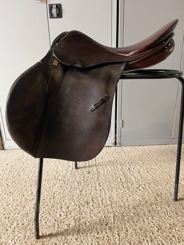 Stubben saddle - 17”,