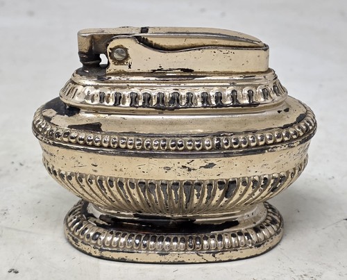 Vintage ronson table lighter - ronson,