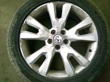 1X VAUXHALL ANTARA 19" ALLOY WHEEL NO3 ** NEEDS A REFURB & THE TYRE REPLACING **