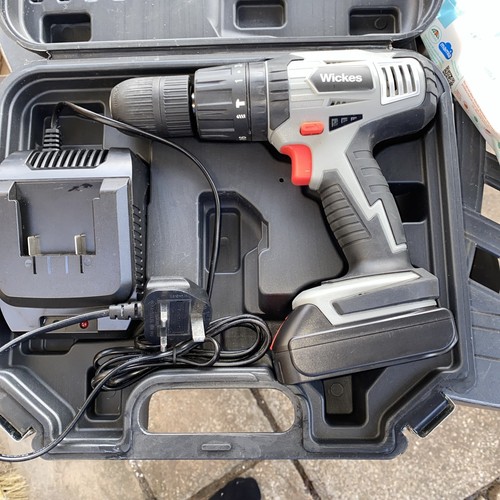Wickes 18v drill - drill, .