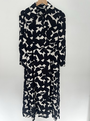 Zara white black abstract - &,